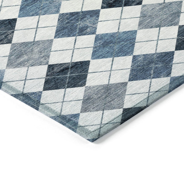 HomeRoots 8' X 10' Blue and Ivory Geometric Area Rug - Stylish, Washable, Durable for Indoor & Outdoor Use 639764