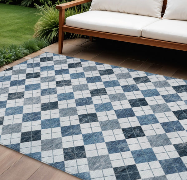 HomeRoots 10' Blue and Ivory Geometric Washable Area Rug - Durable Indoor/Outdoor Design for High-Traffic Spaces 639766