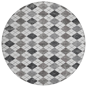 HomeRoots 8' Gray and Ivory Round Geometric Rug - Stylish, Washable, Durable for Indoor & Outdoor Spaces! 639769