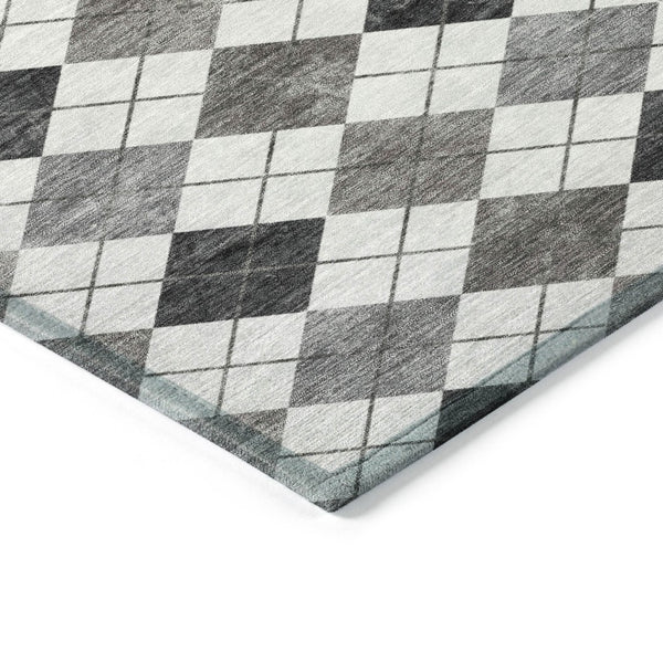 HomeRoots 9' X 12' Gray And Ivory Geometric Washable Rug - Stylish, Durable, Indoor/Outdoor Solution for Homes 639771