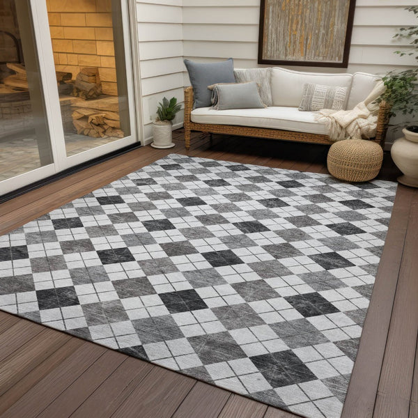 HomeRoots 9' X 12' Gray And Ivory Geometric Washable Rug - Stylish, Durable, Indoor/Outdoor Solution for Homes 639771