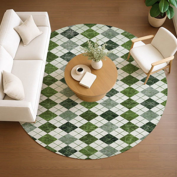 HomeRoots 8' Olive Green and Ivory Round Geometric Indoor/Outdoor Area Rug - Stylish, Washable, Durable Design 639775