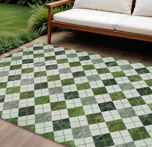 HomeRoots 8' Olive Green & Ivory Geometric Washable Area Rug - Durable Indoor/Outdoor Style for Any Space 639776