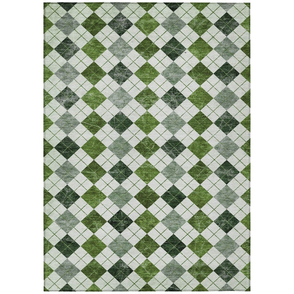 HomeRoots 8' Olive Green & Ivory Geometric Washable Area Rug - Durable Indoor/Outdoor Style for Any Space 639776