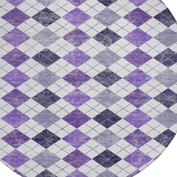 HomeRoots 8' Plum Geometric Round Area Rug - Stylish, Washable & Durable for Indoor/Outdoor Living Spaces 639787