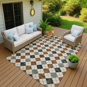 HomeRoots 5' Geometric Terra Cotta Ivory & Gray Area Rug - Washable, Durable for Indoor & Outdoor Use! 639810