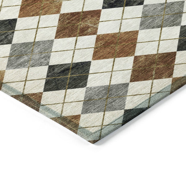 HomeRoots 5' Geometric Terra Cotta Ivory & Gray Area Rug - Washable, Durable for Indoor & Outdoor Use! 639810