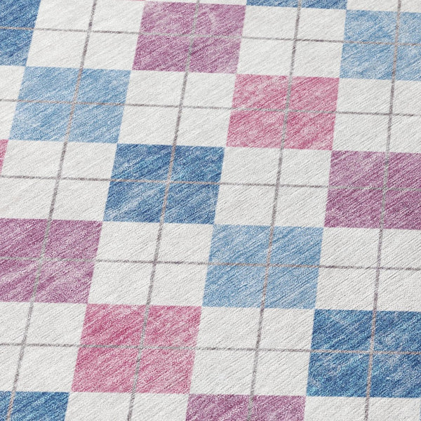 HomeRoots 8' Bold Blue, Pink & Ivory Geometric Washable Round Area Rug for Indoor & Outdoor Style 639823