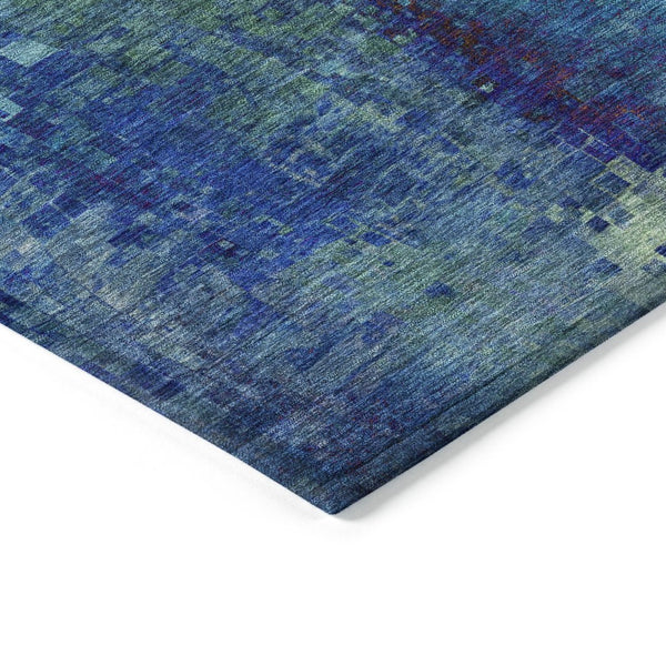 HomeRoots 8' Blue and Tan Round Abstract Area Rug – Stylish, Washable, Durable for Indoor & Outdoor Spaces 639919