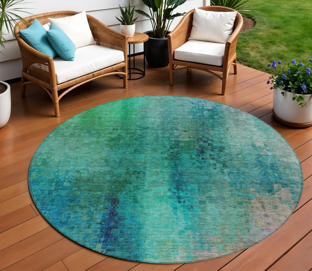 HomeRoots 8' Teal Blue and Green Round Abstract Rug – Washable, Stain-Resistant for Indoor & Outdoor Use 639943