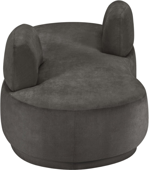 Meridian Furniture Argyle Reversible Chaise Lounge Sofa with Plush Upholstery for Modern Living Room Comfort Grey Chenille Fabric 639Grey-Chaise