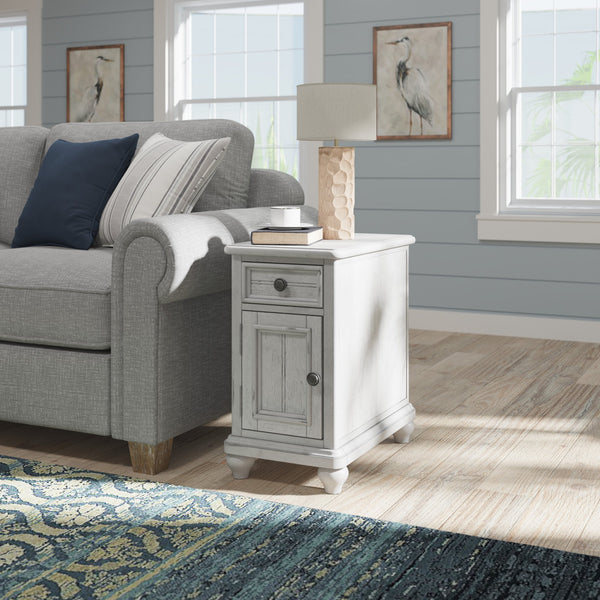 English Elm Wallace & Bay - Gray Chairside Table — Coastal Oyster Engineered Wood Accent Table, Compact 16.5x26.5x25.5", Easy-Care Finish B2709P212403