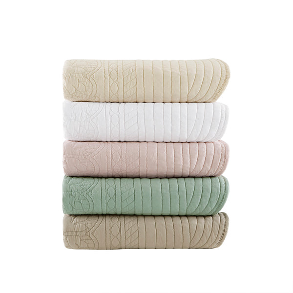 JLA Home Madison Park - Oversized Quilted Throw Adds Vintage-Soft Texture with Scalloped Edges, Breathable Cotton Fill, Machine Washable Blush MP50-6123