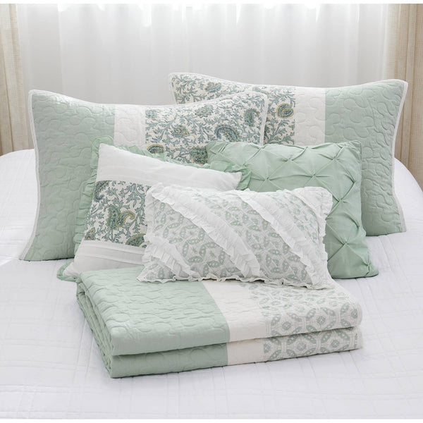 English Elm 6 Madison Park Dawn Cotton Percale Reversible Quilt Set with Paisley Pintuck, Lace Trim, Pillows, Full/Queen Aqua 17.72 L x 22.83 W x 8.66 H B035129022