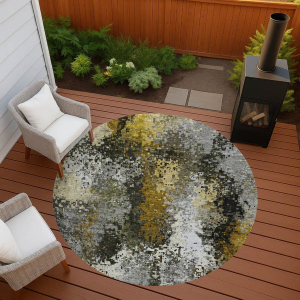 HomeRoots 8' Round Abstract Washable Area Rug in Pewter, Gold & Silver – Perfect for Indoor & Outdoor Spaces! 640018