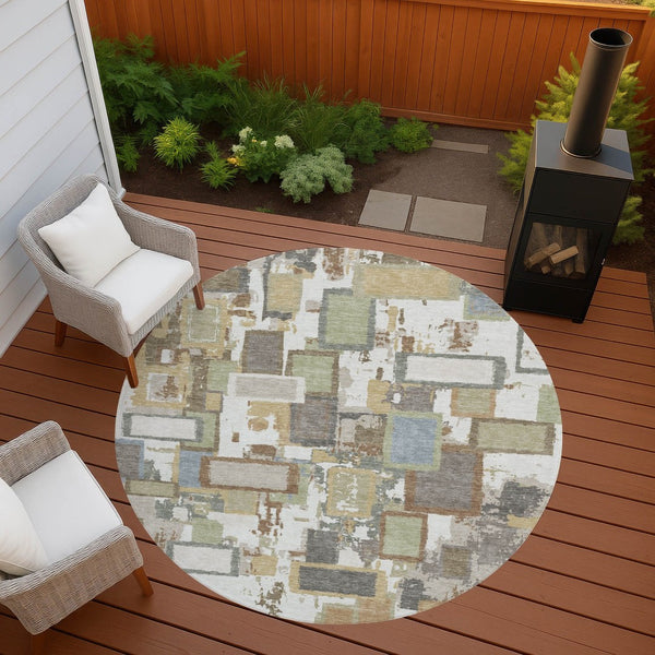 HomeRoots 8' Stylish Ivory Gold and Blue Round Geometric Area Rug - Durable, Washable Design for Indoor & Outdoor 640114