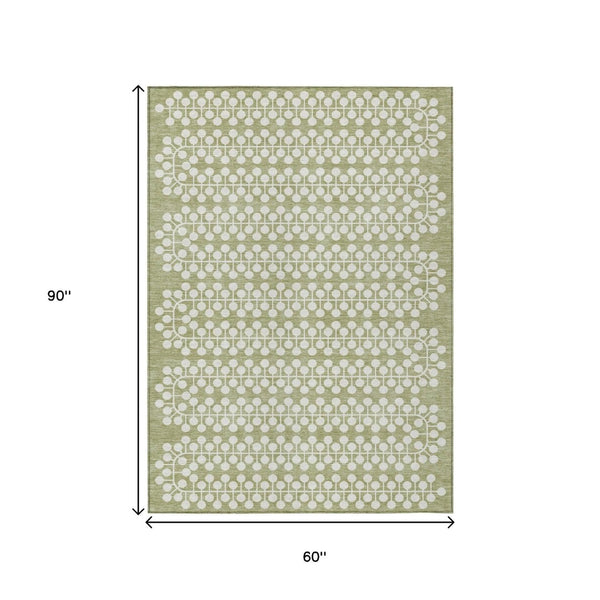 HomeRoots 5' Geometric Artichoke Green & Ivory Washable Area Rug for Indoor/Outdoor Use – Durable, Stylish, Easy Care 640278