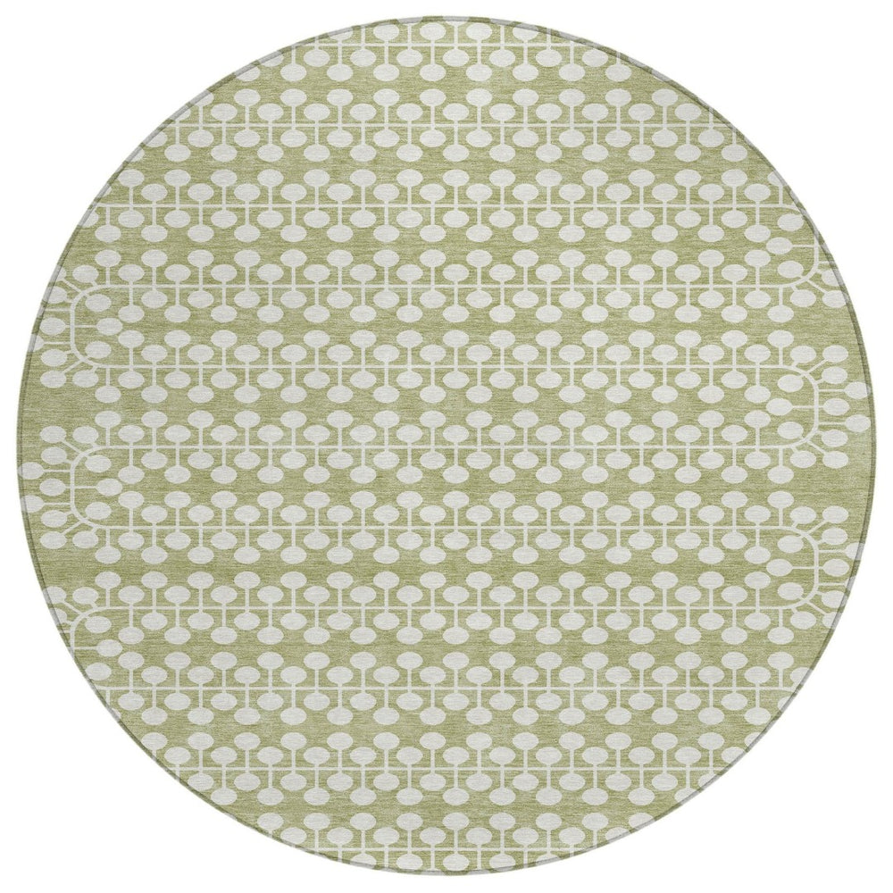 HomeRoots 8' Artichoke Green & Ivory Geometric Round Rug - Stylish, Washable for Indoor/Outdoor Spaces! 640279