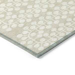 HomeRoots 5' x 8' Beige and Ivory Geometric Area Rug - Washable, Durable Design for Indoor & Outdoor Spaces 640284