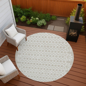 HomeRoots 8' Round Beige and Ivory Geometric Indoor-Outdoor Area Rug – Stylish, Durable, Washable Design! 640285