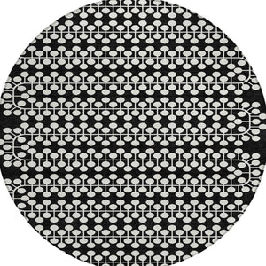 HomeRoots 8' Black And Ivory Geometric Round Area Rug – Durable, Washable Design for Indoor/Outdoor Spaces 640291