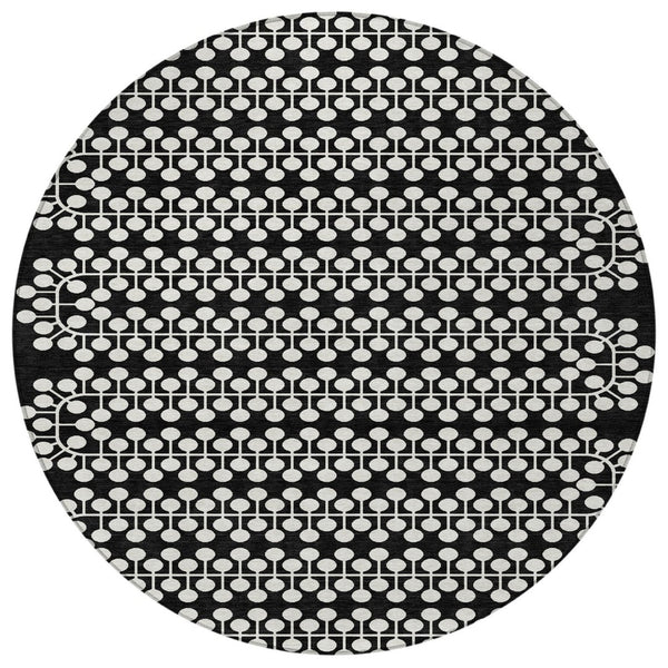 HomeRoots 8' Black And Ivory Geometric Round Area Rug – Durable, Washable Design for Indoor/Outdoor Spaces 640291