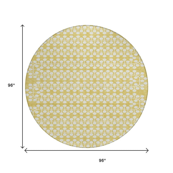 HomeRoots 8' Gold and Ivory Geometric Round Washable Area Rug - Stylish Indoor/Outdoor Décor for All Spaces 640303