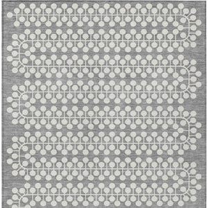 HomeRoots 5' X 8' Gray and Ivory Geometric Area Rug - Washable, Durable, Stylish for Indoor & Outdoor Spaces 640308