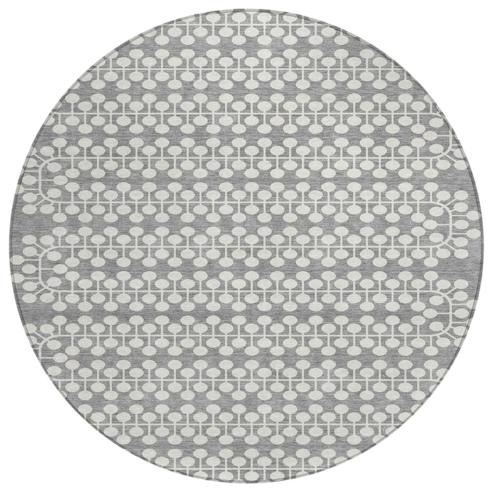 HomeRoots 8' Gray and Ivory Round Geometric Washable Area Rug for Indoor and Outdoor Use - Stylish & Durable! 640309