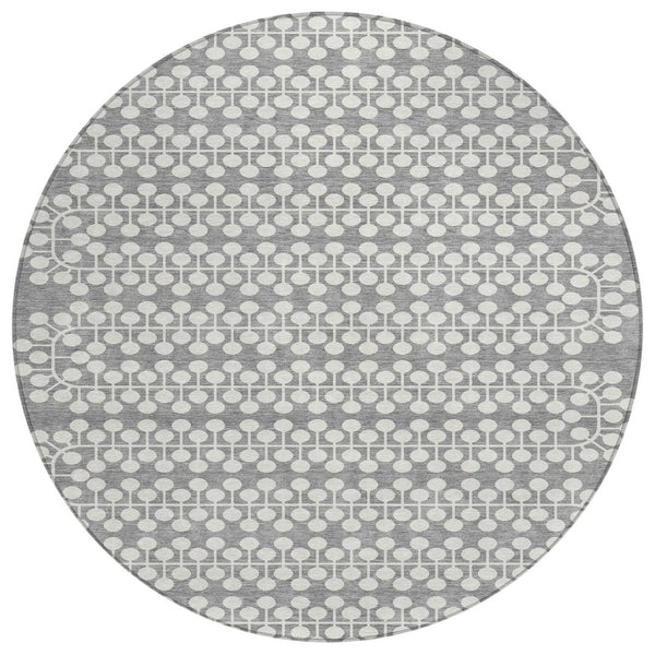 HomeRoots 8' Gray and Ivory Round Geometric Washable Area Rug for Indoor and Outdoor Use - Stylish & Durable! 640309