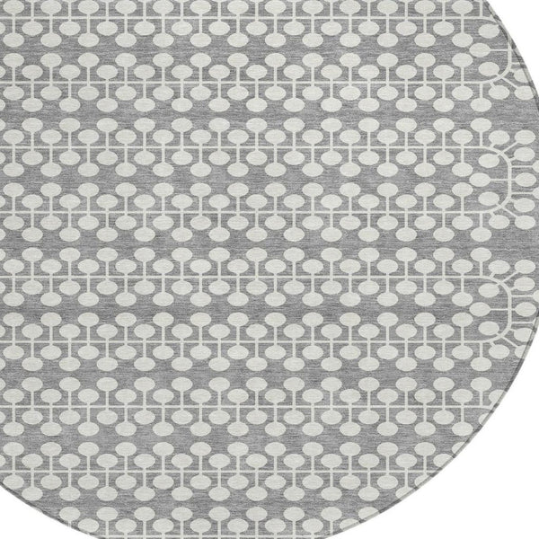 HomeRoots 8' Gray and Ivory Round Geometric Washable Area Rug for Indoor and Outdoor Use - Stylish & Durable! 640309