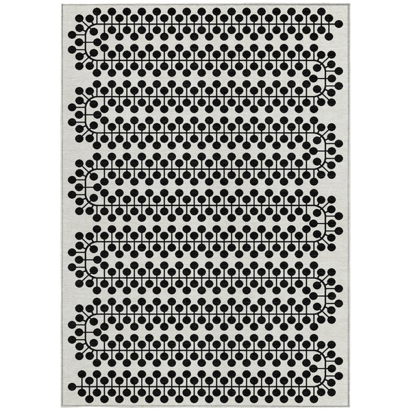 HomeRoots 5' Modern Ivory and Black Geometric Area Rug - Washable, Durable, Indoor/Outdoor, Kid & Pet Friendly! 640315