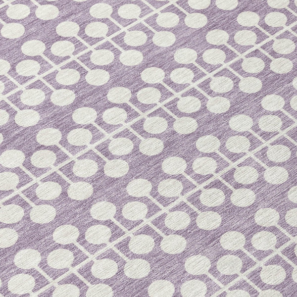 HomeRoots 8' Stylish Lavender and Ivory Round Geometric Rug – Washable, Durable for Indoor or Outdoor Use 640329