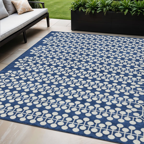 HomeRoots 5' X 8' Navy Blue & Ivory Geometric Area Rug - Stylish, Washable, Durable for Indoor & Outdoor Use 640338