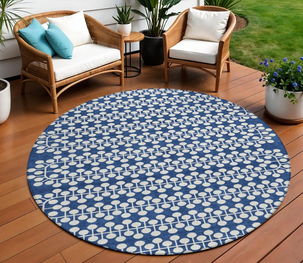 HomeRoots 8' Navy Blue Geometric Round Rug - Stylish, Durable & Washable for Indoor/Outdoor High-Traffic Areas 640339