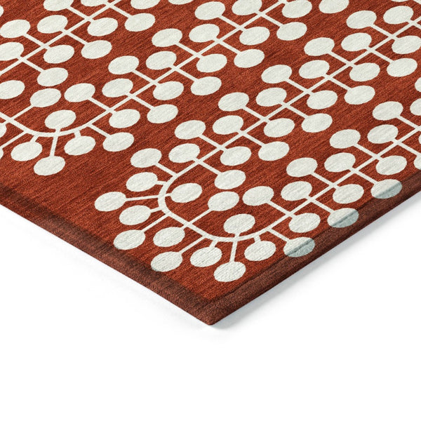 HomeRoots 5' Stylish Red and Ivory Geometric Washable Indoor-Outdoor Area Rug for Versatile Home Décor 640344