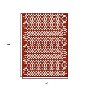 HomeRoots 5' Stylish Red and Ivory Geometric Washable Indoor-Outdoor Area Rug for Versatile Home Décor 640344