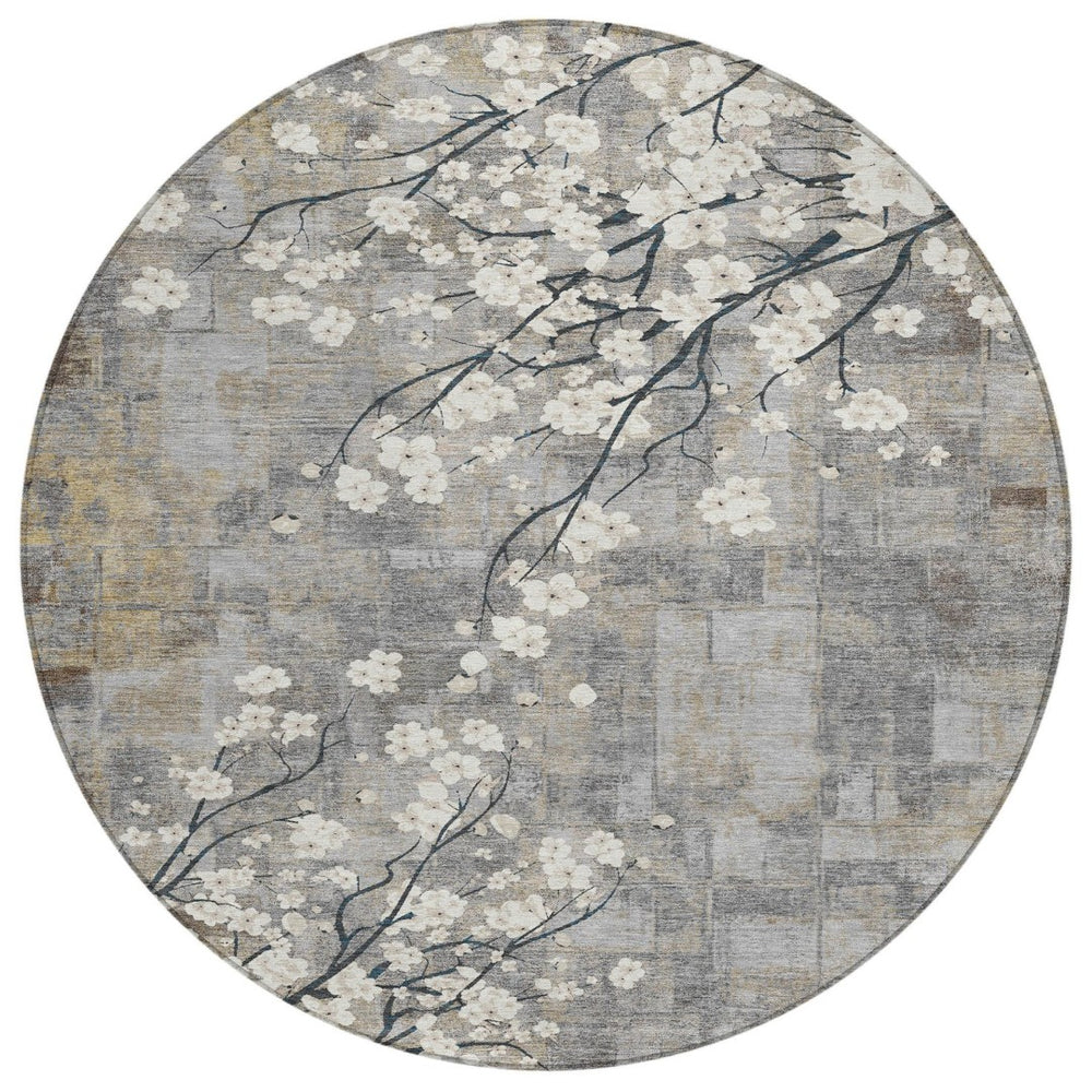HomeRoots 8' Gray Ivory and Silver Round Floral Washable Area Rug - Stylish, Durable, Indoor/Outdoor Charm! 640381