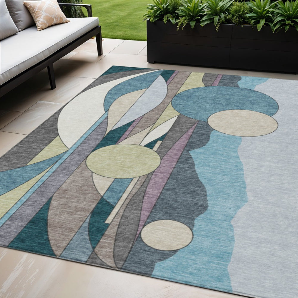 HomeRoots 5' Teal Blue, Ivory & Green Geometric Area Rug - Washable & Durable for Indoor/Outdoor Use! 640527