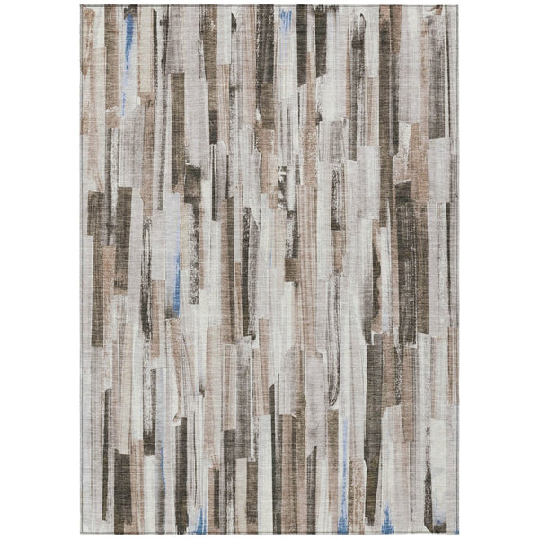HomeRoots 5' Khaki and Ivory Striped Area Rug - Durable, Washable Design for Indoor and Outdoor Spaces! 640605