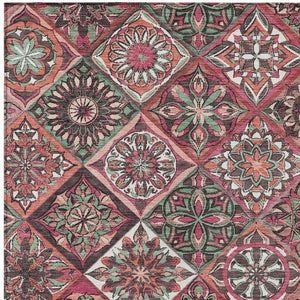 HomeRoots 5' Blush and Green Patchwork Rug - Washable, Durable Indoor/Outdoor Area Rug for Stylish Spaces 640623