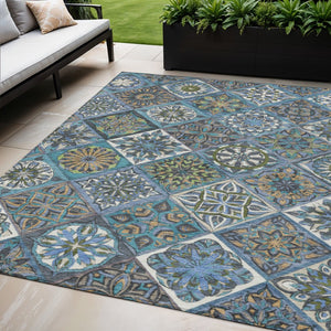 HomeRoots 5' X 8' Coastal Denim Blue & Green Patchwork Washable Rug for Indoor & Outdoor Spaces, Durable Design 640629