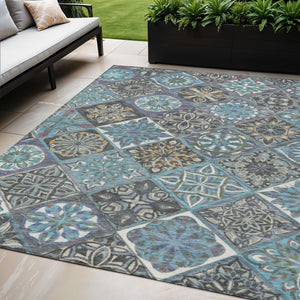 HomeRoots 5' Indoor Outdoor Teal Blue and Ivory Patchwork Area Rug – Stylish, Washable, Durable for All Spaces 640641