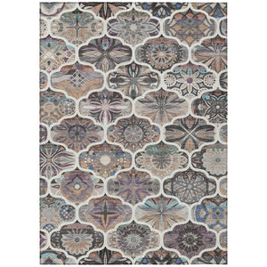 HomeRoots 5' Stylish Gray Lavender Ivory Quatrefoil Washable Area Rug for Indoor & Outdoor Living Spaces 640665