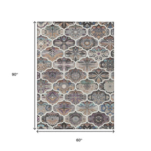 HomeRoots 5' Stylish Gray Lavender Ivory Quatrefoil Washable Area Rug for Indoor & Outdoor Living Spaces 640665