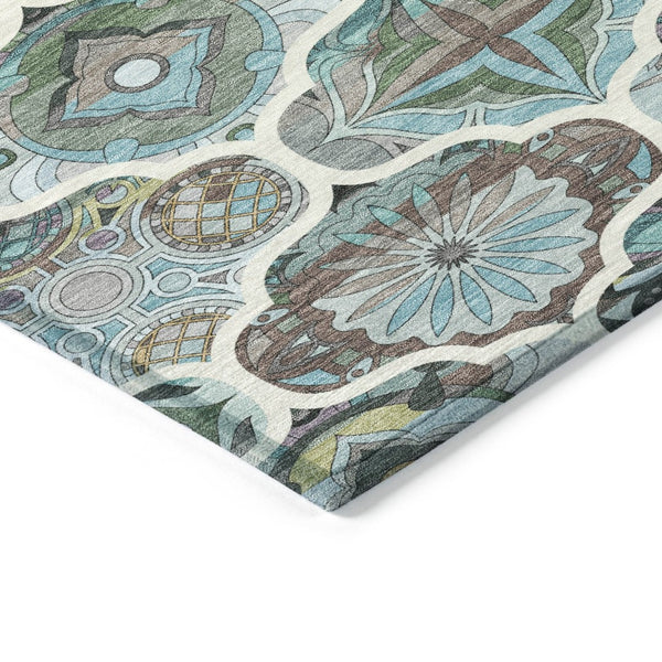 HomeRoots 10' X 14' Teal Blue & Ivory Quatrefoil Washable Rug - Durable Indoor/Outdoor Style for High Traffic Areas 640675