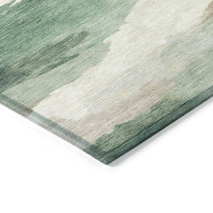 HomeRoots 5' Stylish Green and Ivory Abstract Area Rug – Washable, Durable, Indoor/Outdoor Versatility for Homes 640787
