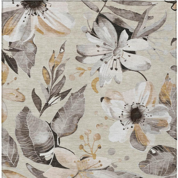 HomeRoots 5' X 8' Floral Indoor Outdoor Area Rug in Beige, Ivory & Gray – Durable, Washable & Versatile Decor 640805