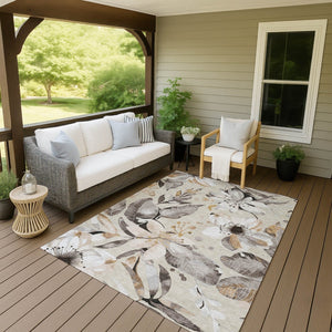 HomeRoots 5' X 8' Floral Indoor Outdoor Area Rug in Beige, Ivory & Gray – Durable, Washable & Versatile Decor 640805