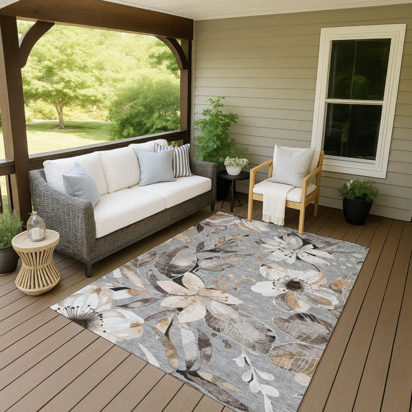 HomeRoots 5' X 8' Classic Floral Gray Ivory Charcoal Area Rug - Washable, Durable, Indoor/Outdoor Design 640835